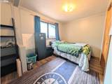 10408 E St - Photo 29