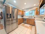 10408 E St - Photo 8