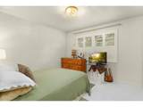 1402 Court Ave - Photo 13