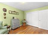1402 Court Ave - Photo 17