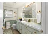 1402 Court Ave - Photo 18