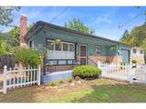 1402 Court Ave - Photo 2