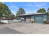 1402 Court Ave - Photo 29