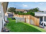 1122 Oak St - Photo 11
