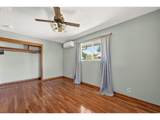 737 18TH St - Photo 35