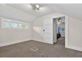 411 8TH St - Photo 20