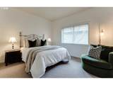 3247 Lakeside Dr - Photo 32