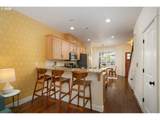 7520 Milwaukie Ave - Photo 10