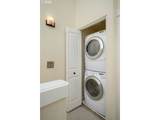 7520 Milwaukie Ave - Photo 21