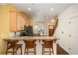 7520 Milwaukie Ave - Photo 5