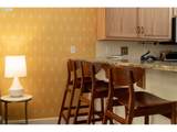 7520 Milwaukie Ave - Photo 9