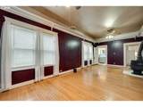 656 Davidson Ave - Photo 10