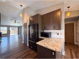 140 13TH St - Photo 18