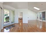 556 Forestview Dr - Photo 10