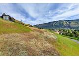  Columbia Dr - Photo 2