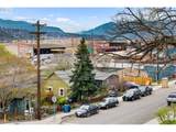 304 Humboldt St - Photo 16