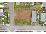 304 Humboldt St - Photo 3