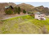 812 Klickitat St - Photo 11