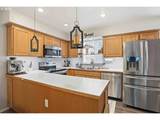2760 Mcloughlin Blvd - Photo 10