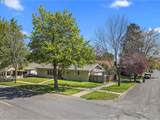 1701 Walnut St - Photo 2