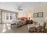 305 Montgomery St - Photo 10
