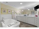 305 Montgomery St - Photo 14