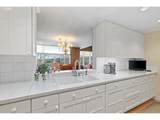 305 Montgomery St - Photo 18