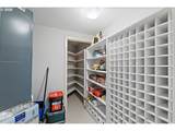 305 Montgomery St - Photo 22