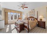 305 Montgomery St - Photo 27