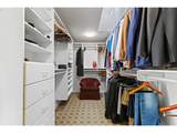 305 Montgomery St - Photo 30