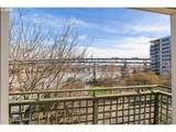 305 Montgomery St - Photo 35