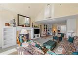 305 Montgomery St - Photo 9