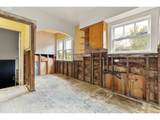 6055 Burnside St - Photo 23