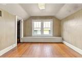 6055 Burnside St - Photo 24