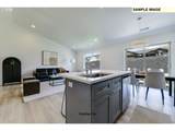 219 Sparrow St - Photo 13