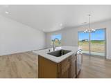 219 Sparrow St - Photo 18