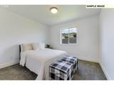 219 Sparrow St - Photo 3