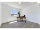 219 Sparrow St - Photo 6