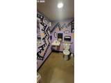 628 Broadway - Photo 26