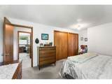 701 Foothills Dr - Photo 16