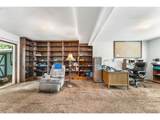 701 Foothills Dr - Photo 30