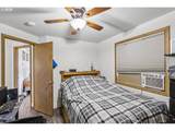 608 Sumner St - Photo 15