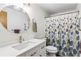 608 Sumner St - Photo 20