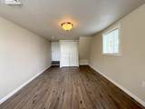 250 44TH St - Photo 11