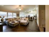 2409 Chinaberry Ave - Photo 6