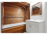 3360 Fairmount Blvd - Photo 30