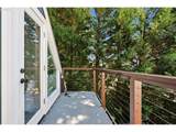 3360 Fairmount Blvd - Photo 35