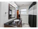 1680 Davis St - Photo 15