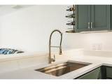 1040 Naito Pkwy - Photo 6