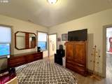 929 Old County Rd - Photo 20
